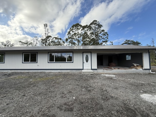 16-2052 Hibiscus Dr, Pahoa, HI 96778 - view of front facade with metal roof