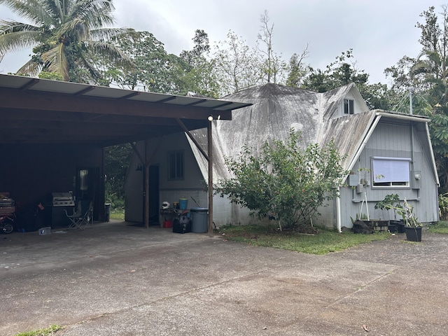 15-1672 28th Ave, Keaau, HI 96749 - view of side of home with driveway