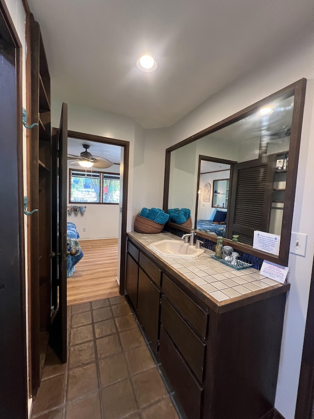173 Opio Rd, Hilo, HI 96720 - bathroom with ensuite bath, vanity, ceiling fan, and recessed lighting