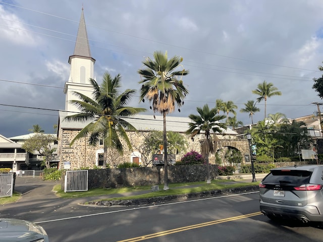 75-5680 Kuakini Hwy Unit 203, Kailua-Kona, HI 96740 - view of building exterior