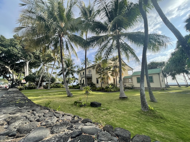 75-5680 Kuakini Hwy Unit 203, Kailua-Kona, HI 96740 - view of green lawn