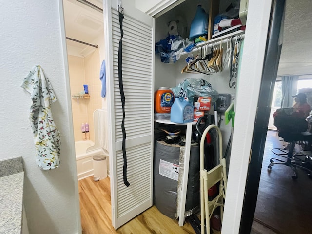 75-5680 Kuakini Hwy Unit 203, Kailua-Kona, HI 96740 - view of closet