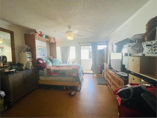75-5680 Kuakini Hwy Unit 203, Kailua-Kona, HI 96740 - bedroom with crown molding, a textured ceiling, a ceiling fan, and access to exterior