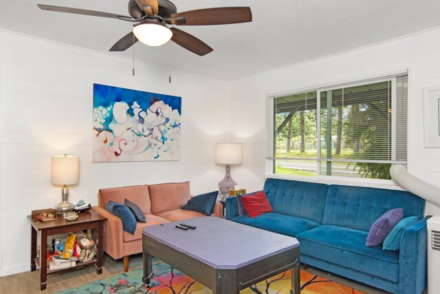 14-3479 Nanawale Blvd, Pahoa, HI 96778 - living area featuring wood finished floors and a ceiling fan