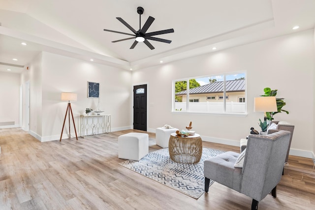16-2072 Bamboo Dr, Pahoa, HI 96778 - living area with wood finished floors, a ceiling fan, recessed lighting, vaulted ceiling, and baseboards