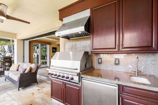 62-3600 Amaui Pl Unit F102, Kamuela, HI 96743 - view of patio with a sink, an outdoor living space, and a ceiling fan