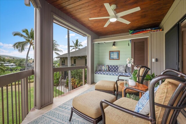 78-261 Manukai St Unit 3403, Kailua-Kona, HI 96740 - sunroom / solarium featuring ceiling fan