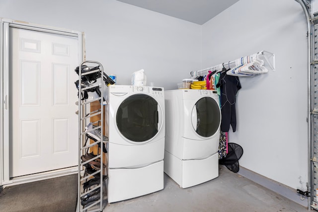 73-4100 Kulanui Pl, Kailua-Kona, HI 96740 - laundry area featuring washing machine and clothes dryer