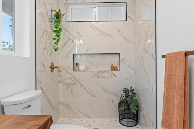 16-2097 Azure Dr, Pahoa, HI 96778 - full bathroom featuring toilet and a tile shower