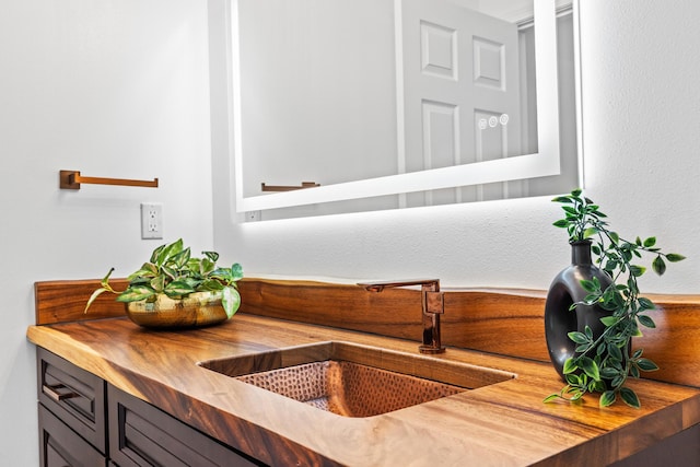 16-2097 Azure Dr, Pahoa, HI 96778 - bathroom featuring a sink