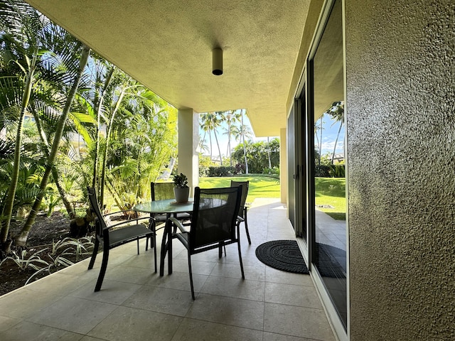 69-1010 Keana Pl Unit B101, Waikoloa, HI 96738 - view of patio featuring outdoor dining space