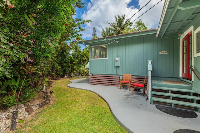5-7330 Kuhio Hwy Unit B, Hanalei, HI 96714 - view of grassy yard with a patio area
