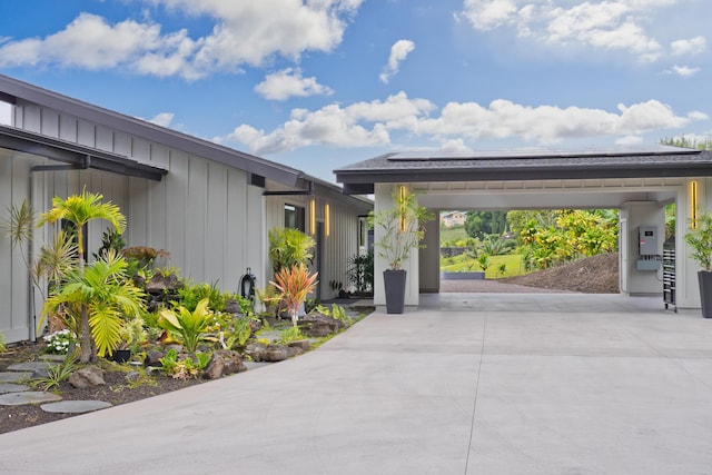 74-941 Kuni St, Kailua-Kona, HI 96740 - exterior space featuring concrete driveway