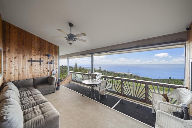 88-1650 Papio Dr, Captain Cook, HI 96704 - sunroom with outdoor lounge area, a water view, ceiling fan, and vaulted ceiling