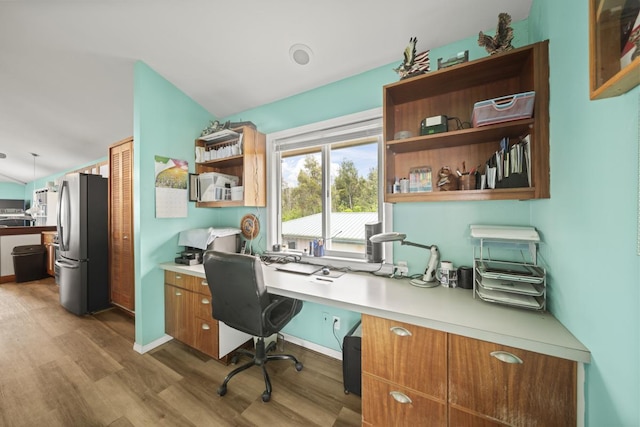 88-1650 Papio Dr, Captain Cook, HI 96704 - office featuring wood finished floors, built in study area, and vaulted ceiling