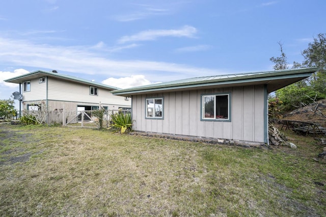88-1650 Papio Dr, Captain Cook, HI 96704 - view of side of home featuring board and batten siding