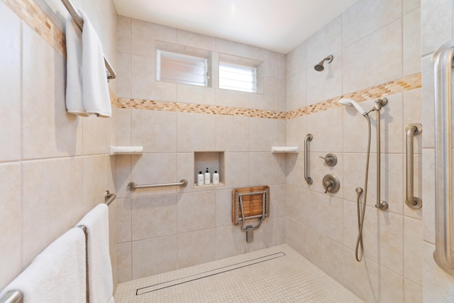 78-134 Holua Rd, Kailua-Kona, HI 96740 - bathroom featuring a tile shower