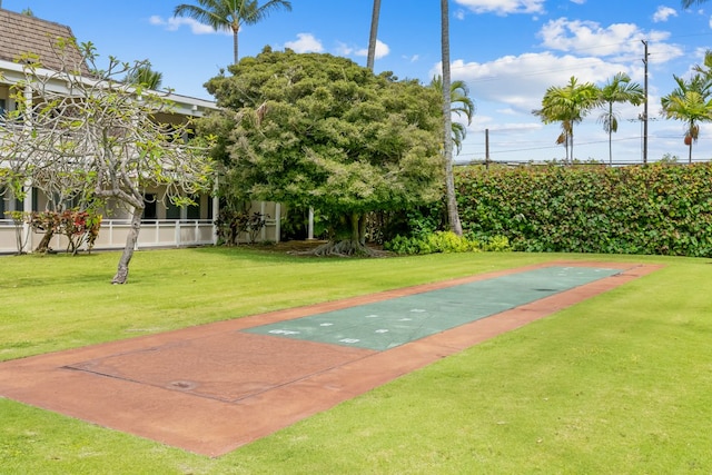 525 Aleka Lp Unit B4, Kapaa, HI 96746 - surrounding community with a yard and shuffleboard