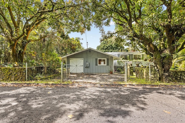 15-1518 20th Ave, Hilo, HI 96749 - view of front facade with board and batten siding