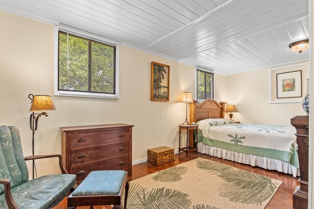 15-1518 20th Ave, Hilo, HI 96749 - bedroom featuring wood finished floors