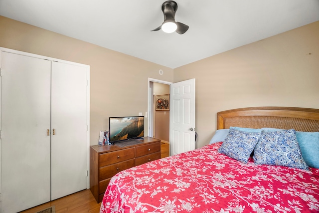 4911 Aliali Rd Unit 0002, Kapaa, HI 96746 - bedroom with light wood-type flooring, a closet, and ceiling fan