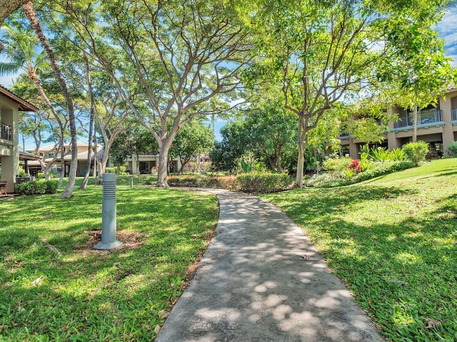 68-1125 Kaniku Dr Unit 2105, Kamuela, HI 96743 - surrounding community with a lawn