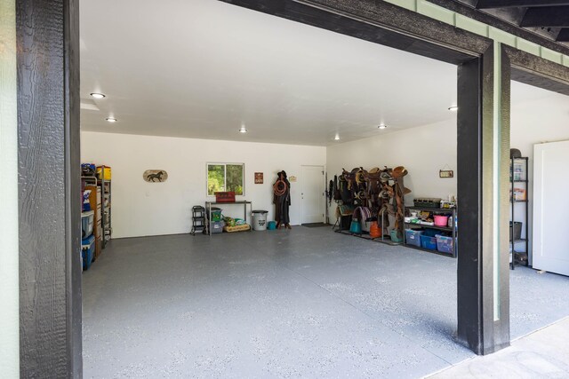 36-574 Spencer Rd, Laupahoehoe, HI 96764 - view of garage