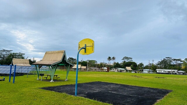 Kaku St, Pahoa, HI 96778