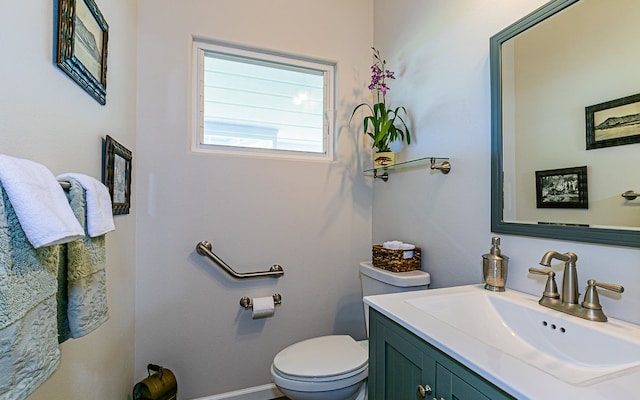 28-387 Kulaimano Rd, Pepeekeo, HI 96783 - bathroom featuring toilet and vanity