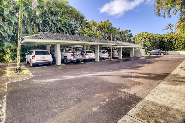 5250 Ka Haku Rd Unit 523, Princeville, HI 96722 - view of covered parking lot