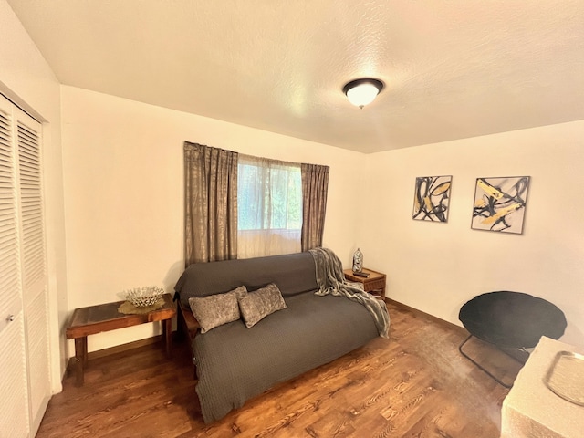 15-1784 30th Ave, Keaau, HI 96749 - living room featuring wood finished floors