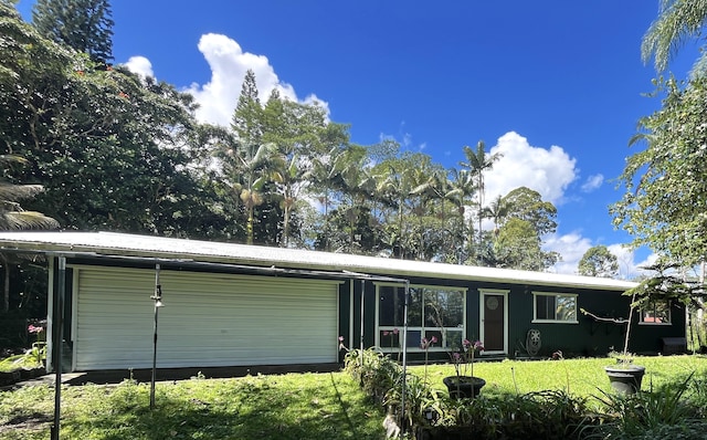 15-1784 30th Ave, Keaau, HI 96749 - view of front facade with a front lawn