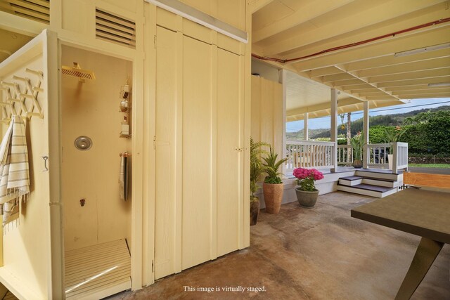 210 Eggerking Rd, Kapaa, HI 96746