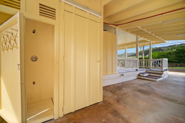 210 Eggerking Rd, Kapaa, HI 96746