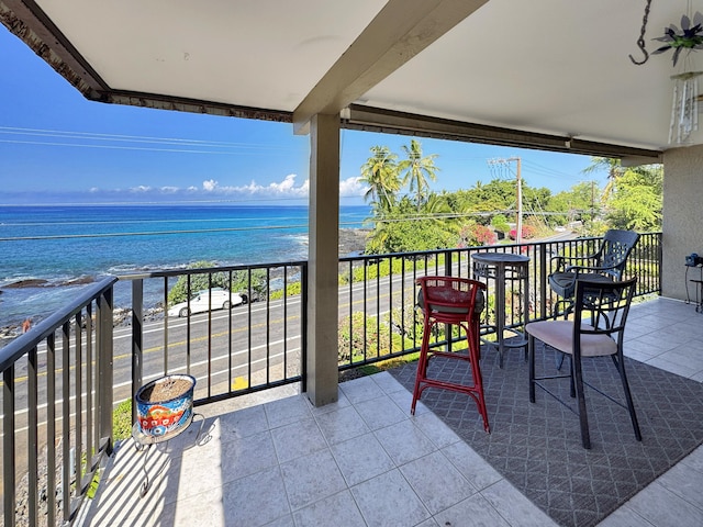 77-6311 Alii Dr Unit 306, Kailua-Kona, HI 96740 - balcony featuring a water view