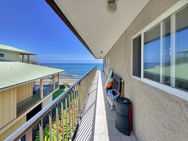 77-6311 Alii Dr Unit 306, Kailua-Kona, HI 96740 - balcony featuring a water view