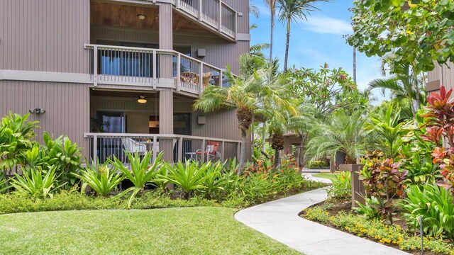 78-261 Manukai St Unit 3501, Kailua-Kona, HI 96740 - surrounding community featuring a lawn
