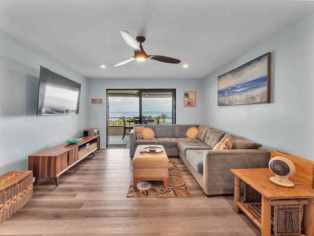 77-6585 Seaview Cir Unit 206, Kailua-Kona, HI 96740 - living area featuring a ceiling fan, wood finished floors, and recessed lighting
