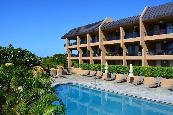 75-5865 Walua Rd Unit E-731, Kailua-Kona, HI 96740 - community pool with a patio