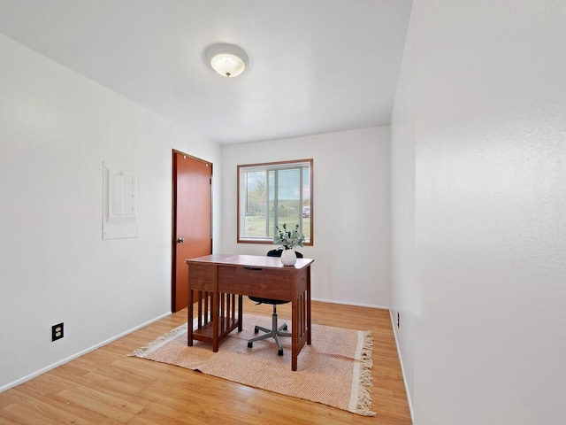 94-6543 Kamaoa Rd, Naalehu, HI 96772 - office space with light wood-style floors and baseboards