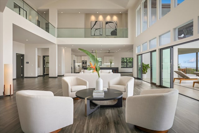 76-981 Aeo St, Kailua-Kona, HI 96740 - lobby with a high ceiling