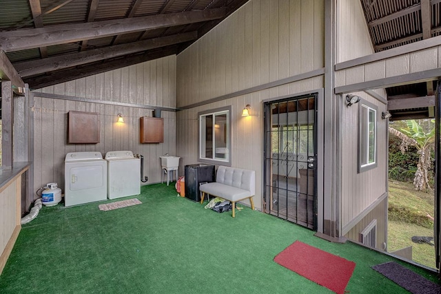 16-2159 Bamboo Dr, Pahoa, HI 96778 - sunroom / solarium with washing machine and dryer and a sink
