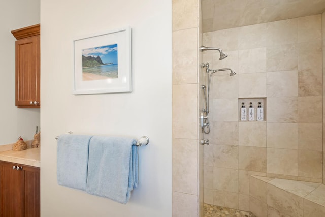 3042 Lauae Pl, Koloa, HI 96756 - bathroom with a tile shower