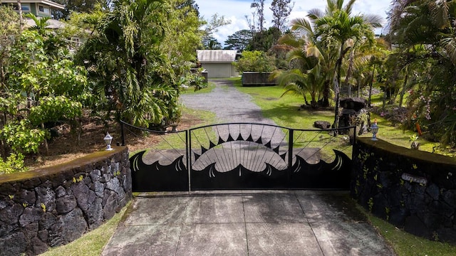 15-1545 27th Ave, Keaau, HI 96749 - view of gate