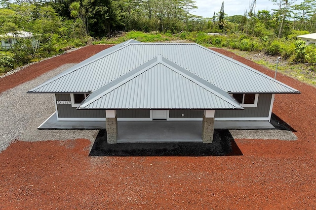 15-1987 27th Ave, Keaau, HI 96749 - exterior view of a metal roof