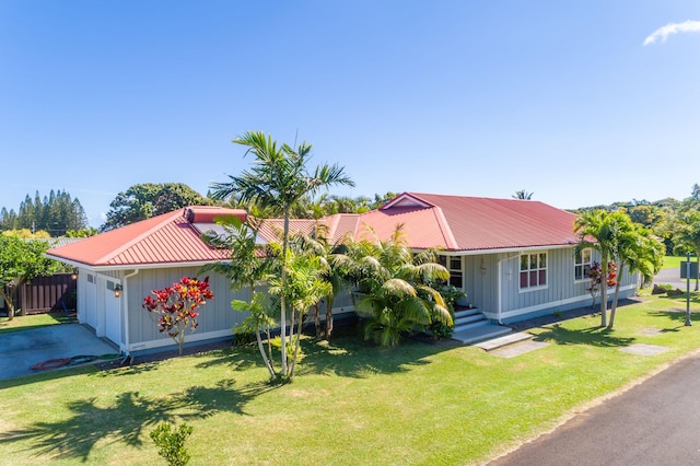 54-3723 Lehuula Cir, Kapaau, HI 96755 - ranch-style home featuring a front lawn, metal roof, and board and batten siding