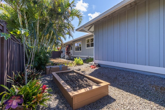 54-3723 Lehuula Cir, Kapaau, HI 96755 - view of yard with a vegetable garden