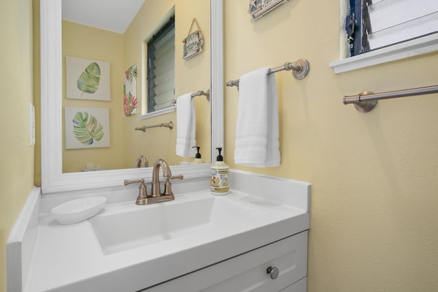 5451 Ka Haku Rd Unit 24, Princeville, HI 96722 - bathroom with vanity