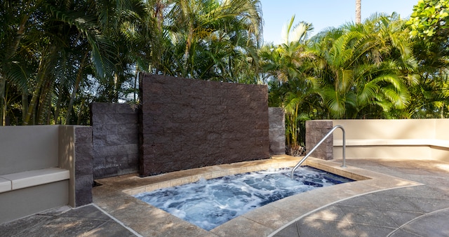 69-1010 Keana Pl Unit F105, Waikoloa, HI 96738 - view of swimming pool featuring an in-ground hot tub and a patio