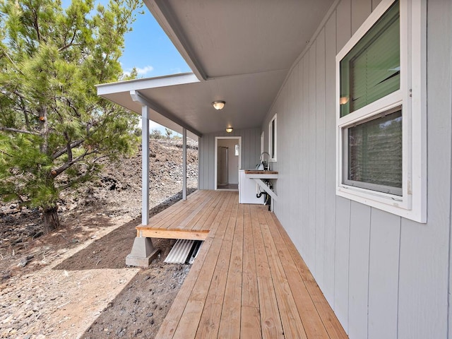 92-8215 Bamboo Ln, Ocean View, HI 96737 - view of wooden deck